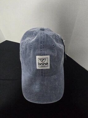 Brine Women's Denim Blue Adjustable Cap – NWT 🧢💙